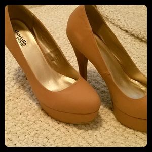 Nude Platform Pumps